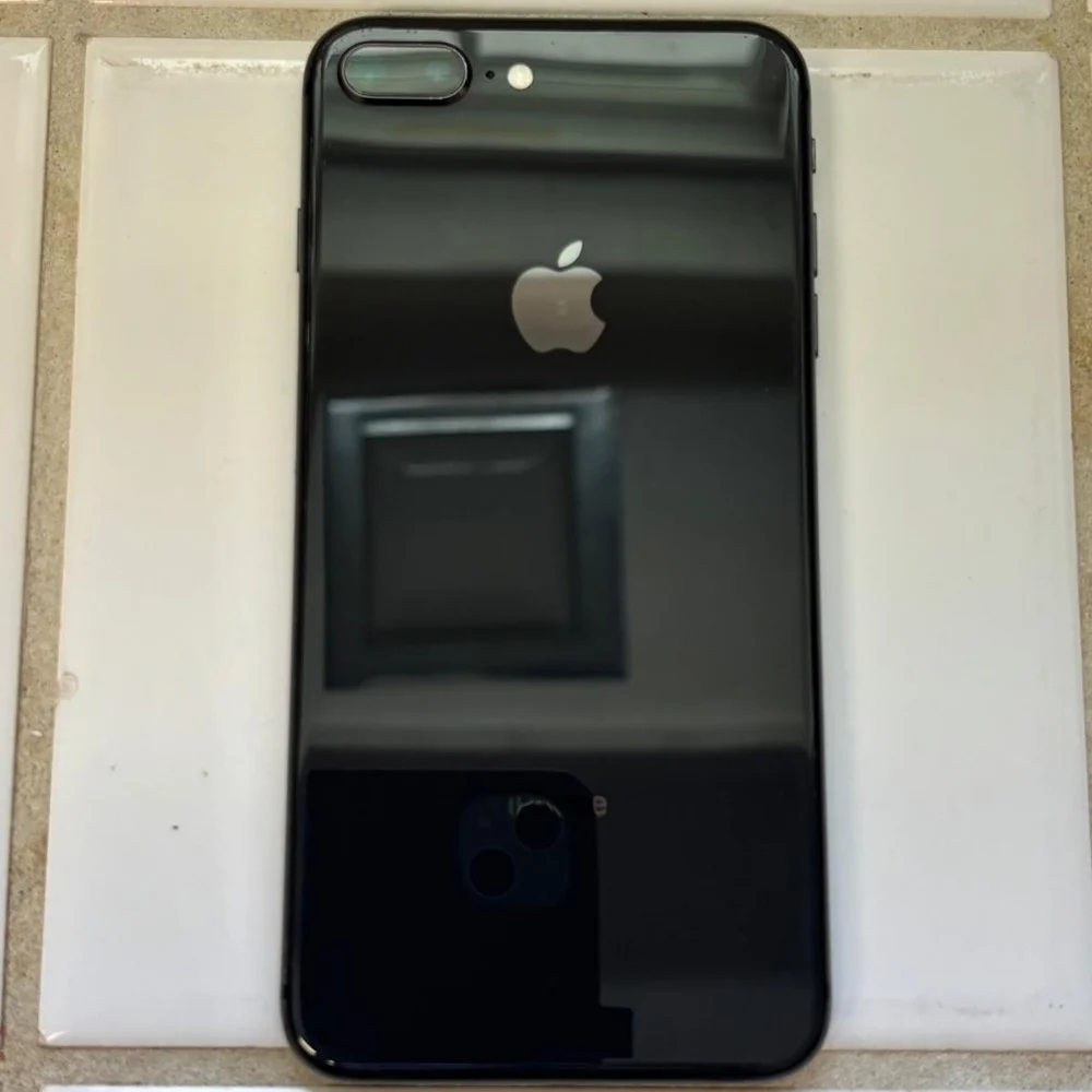iPhone 8 Plus Unlocked 64GB